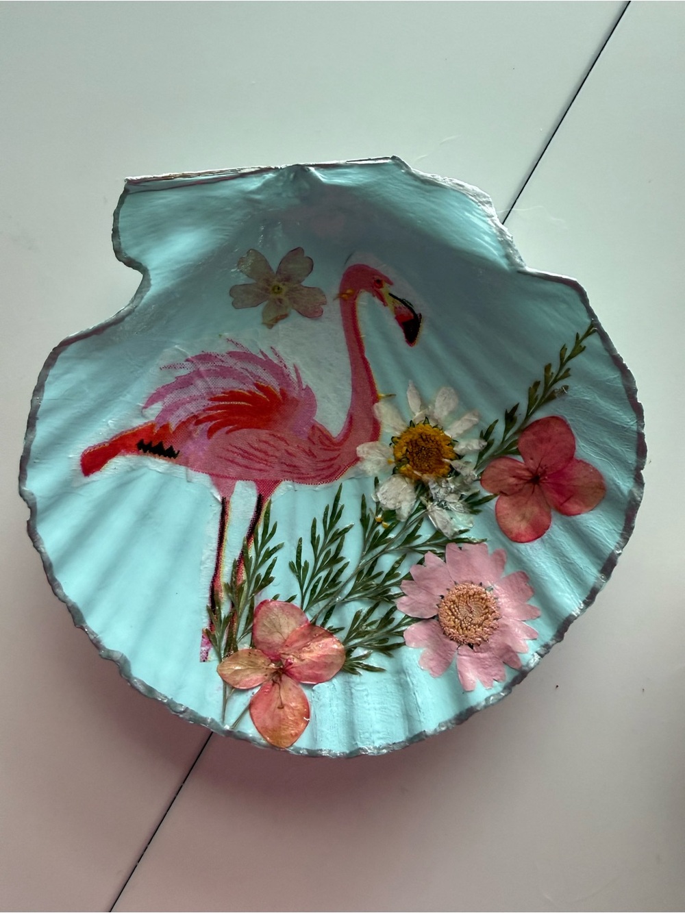 4”x5” Pink Flamingo Decorative Shell Aqua Background